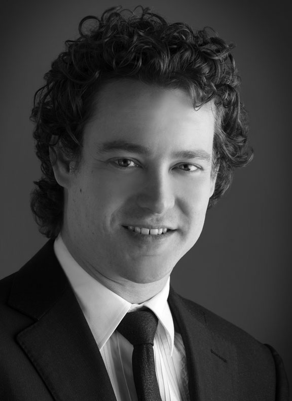 Headshot of Christopher Petit, DMA